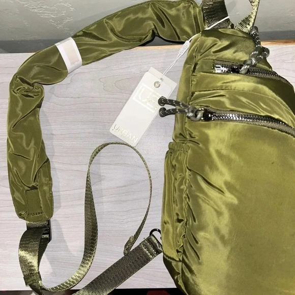 URBAN EXPRESSIONS NYLON PARC Sling Dual Entry Bungee Cord Backpack. Olive green! - Picture 7 of 7